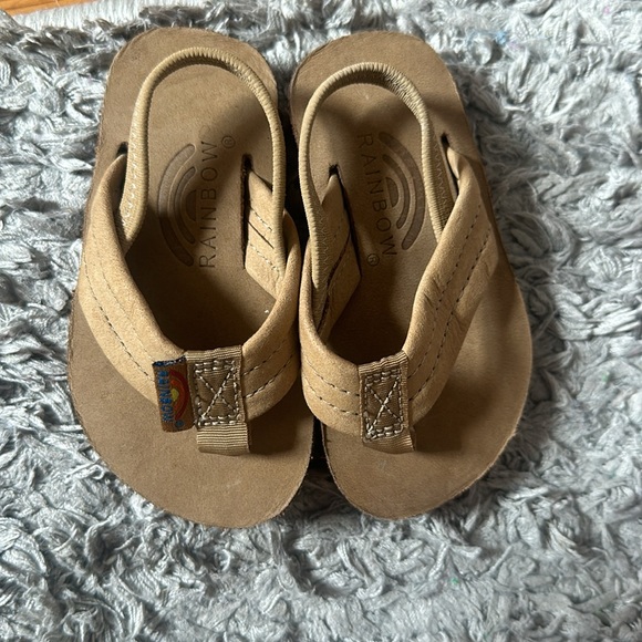 NWOT Rainbow Sandals for Toddler- size 3/4 - Picture 3 of 5